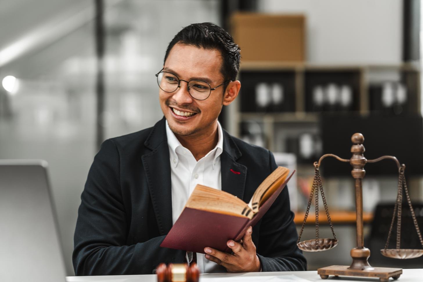 How to choose a reliable notary public for your needs